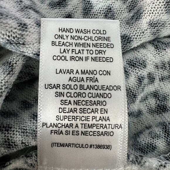 Bobeau Animal Print Women's Feminine Timeless Relaxed Classic Top Size Small - Picture 10 of 12